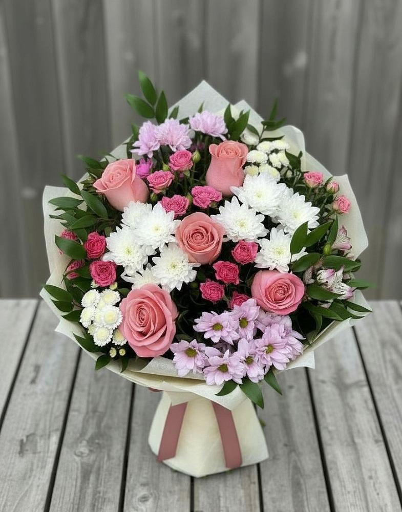 Букет цветов из: Альстромерии, Гвоздики, Розы и Хризантемы в хуторе Ленина