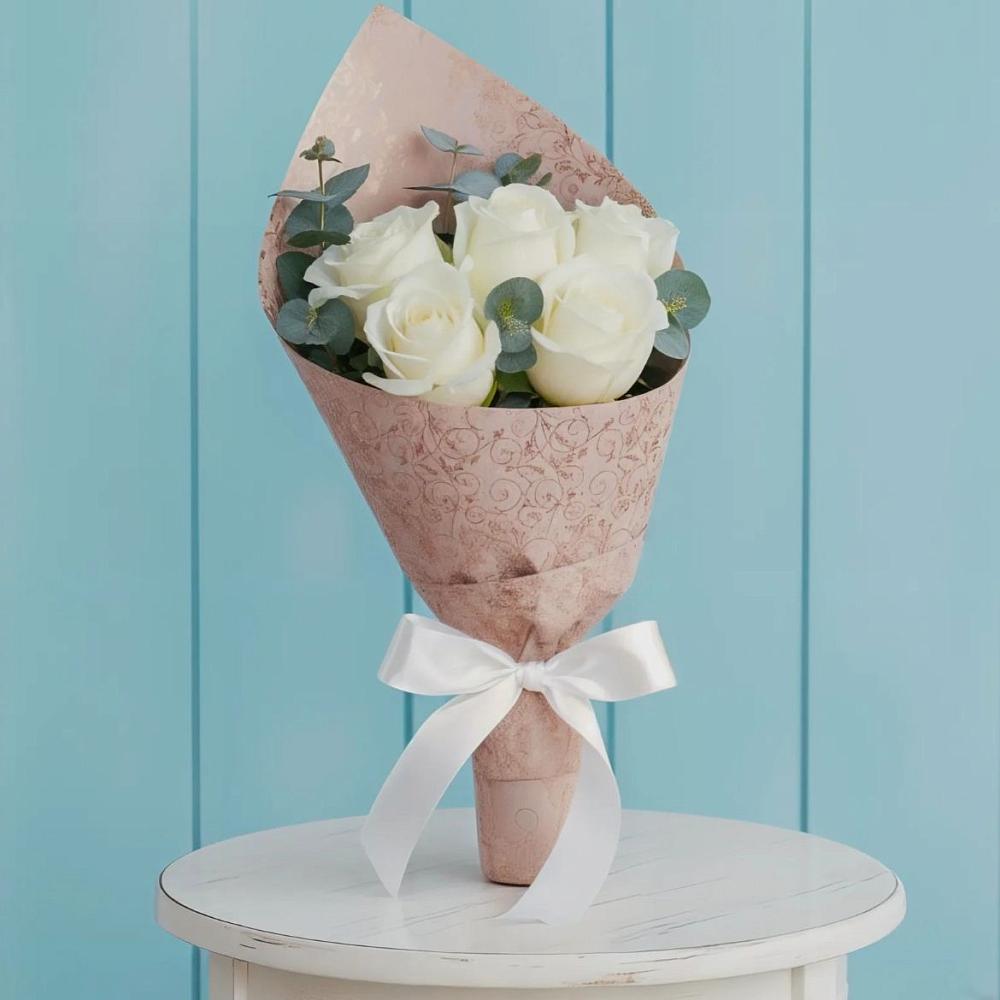 Букет цветов из: Розы в хуторе Ленина