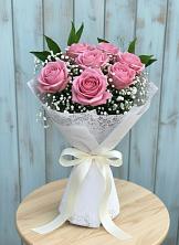 Букет цветов из:  Розы в хуторе Ленина