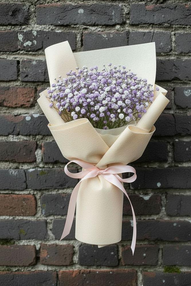 Букет цветов из: Гипсофила в хуторе Ленина