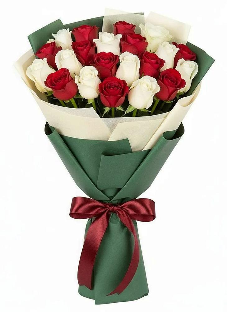 Букет Микс из красных и белых роз в хуторе Ленина