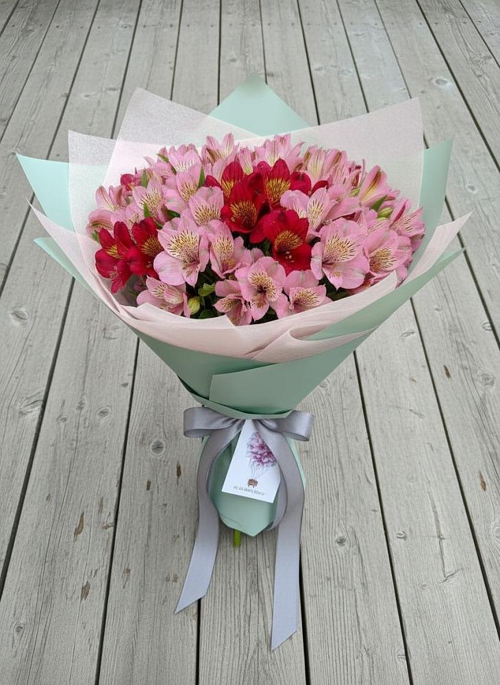 Букет цветов из: Альстромерии в хуторе Ленина