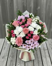 Букет цветов из:  Альстромерии, Гвоздики, Розы и Хризантемы в хуторе Ленина