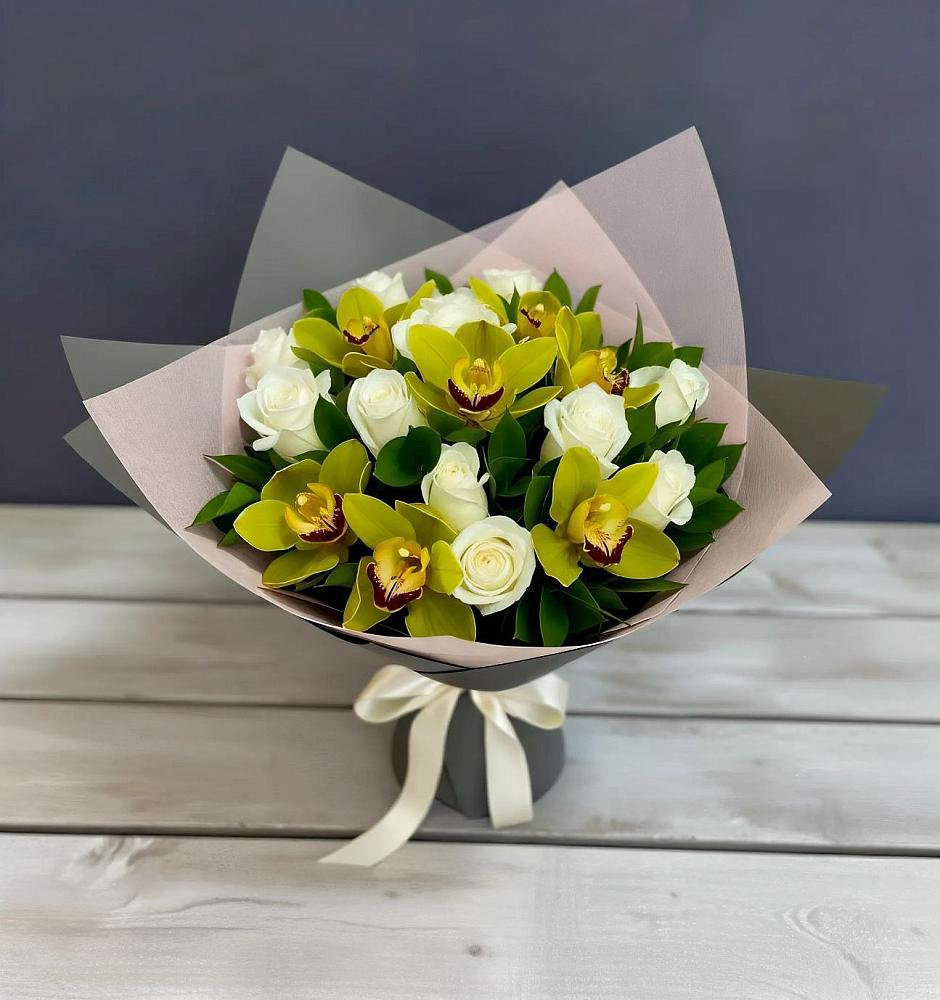 Букет цветов из: Орхидеи и Розы в хуторе Ленина