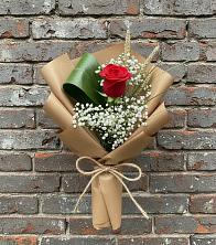 Букет цветов из:  Розы в хуторе Ленина