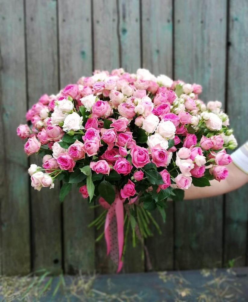 Букет Розовые кустовые розы Натали и Лав Лидия в хуторе Ленина