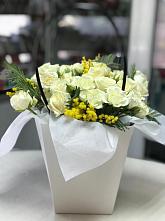 Цветочная композиция из Розы  в хуторе Ленина