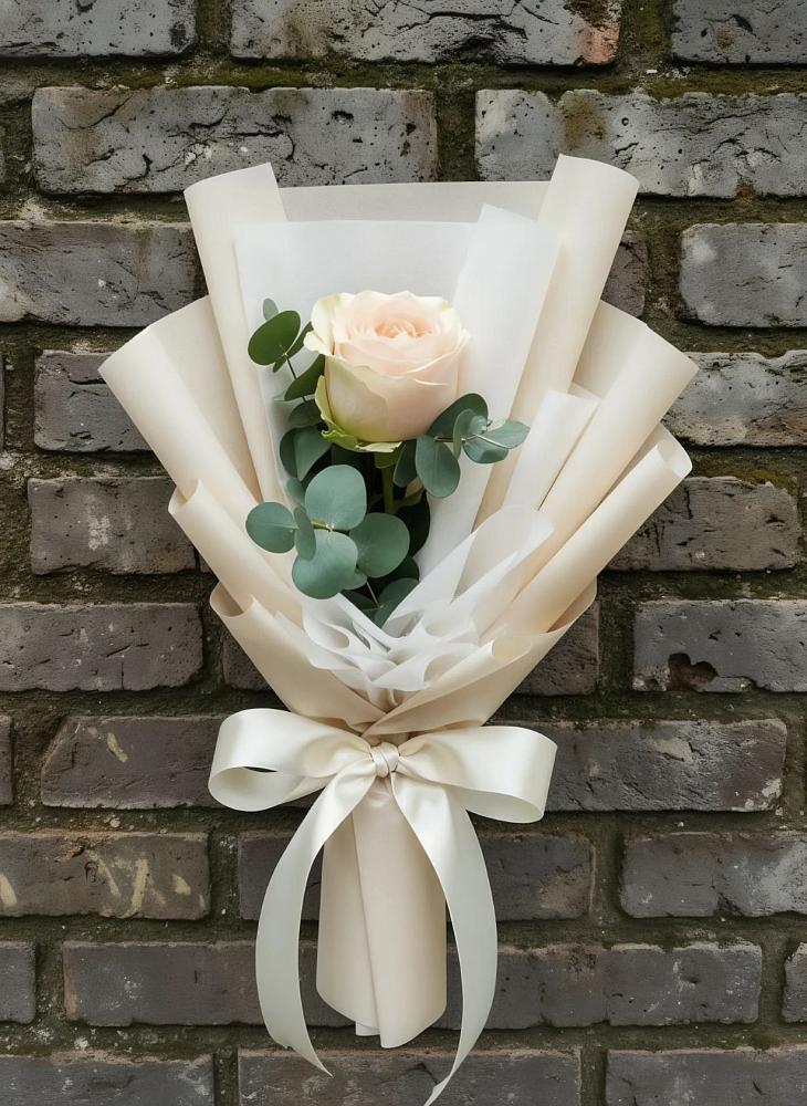 Букет цветов из: Розы в хуторе Ленина