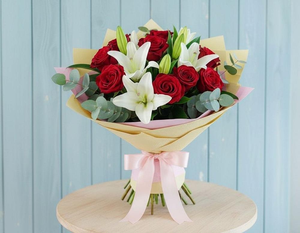 Букет цветов из: Лилии и Розы в хуторе Ленина